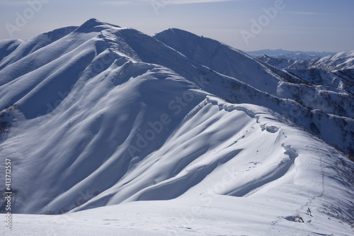 奥羽山脈 冬の稜線