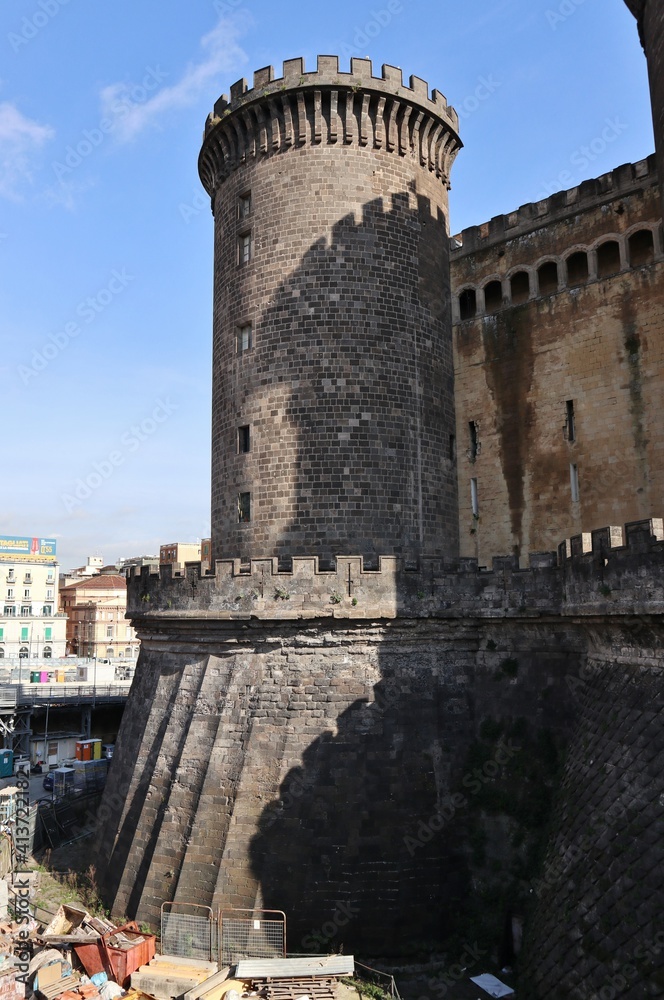 Napoli - Torre Beverello del Maschio Angioino