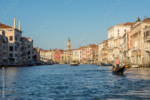 discovery of the city of Venice and its small canals and romantic alleys