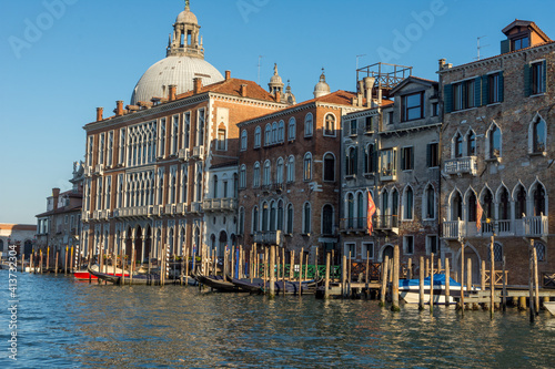 discovery of the city of Venice and its small canals and romantic alleys