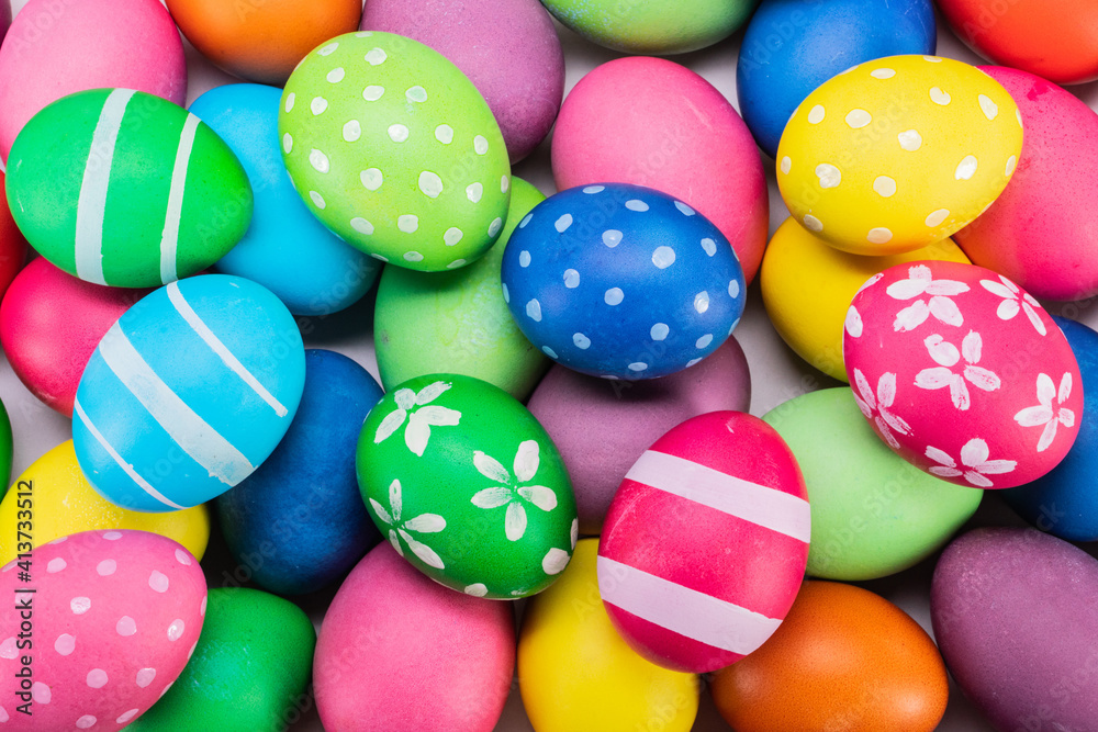 Many colorful easter eggs