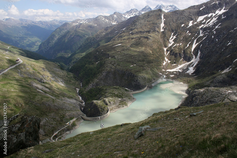 Grossglockner High Alpine Road view on Lake 