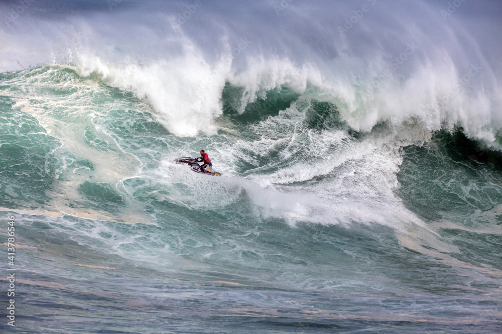 Eddie Aikau, 2016, jet skis acting as water patrol for the Ediie Aikau 2016 surf competition, Waimea Bay Eddie Aikau, 2016, jet skis acting as water patrol for the Ediie Aikau 2016 surf competition, Waimea Bay
