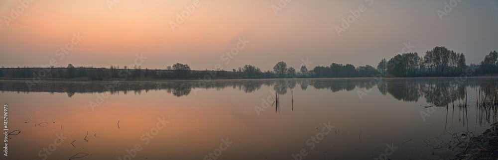 Fototapeta premium Sunrise on river