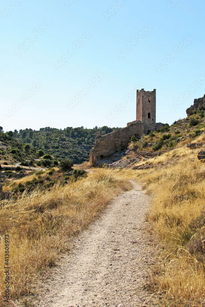 Gravel path towards Torre de Cañavate in Alarcon, Cuenca. Gravel path towards Torre de Cañavate in Alarcon, Cuenca.