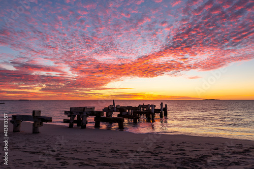 фотографія Cirrocumulus clouds at sunset over Jurien Bay Jetty