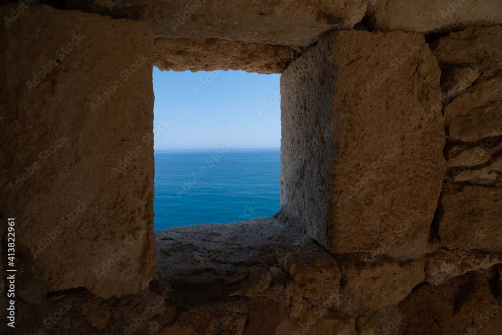 Sea views from the loopholes. The fortress of Fortezza.