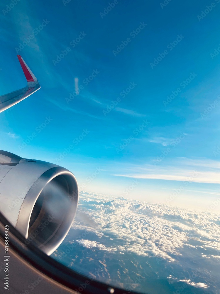 Fototapeta premium view from airplane window