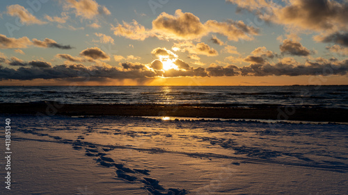 Sonnenaufgang im Winter an der Ostsee, Grömitz, Schleswig Holstein, Deutschland