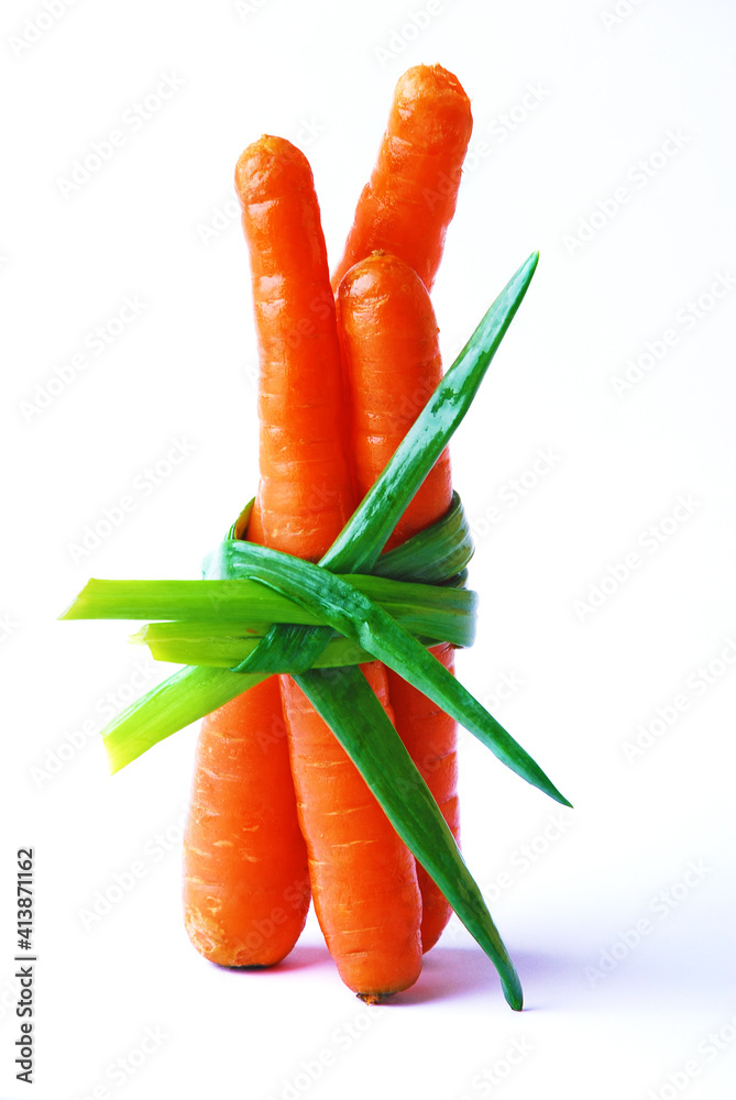 carrots wrapped in scallions
