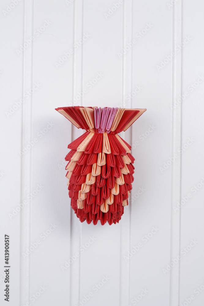 Czerwony ananas origami - obrazy, fototapety, plakaty 