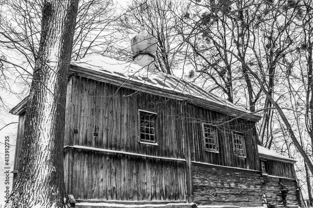 Obraz premium Former Greek Catholic church of the Dormition of the Mother of God in Żmijowiska.