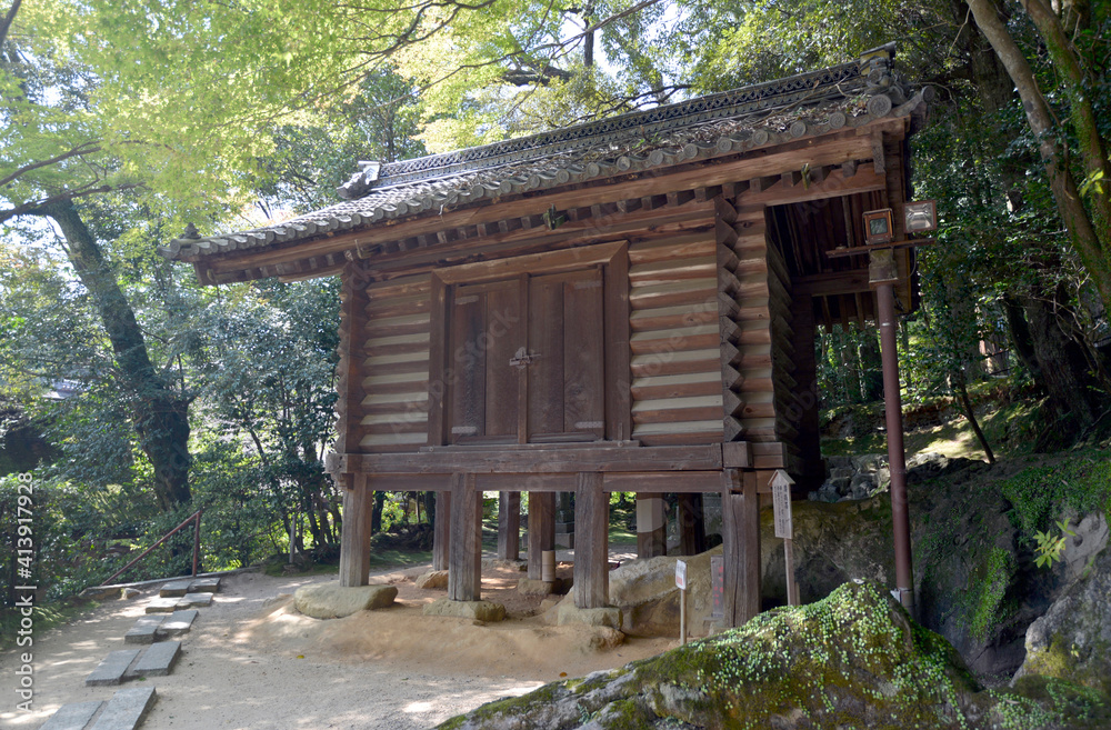 石山寺　経堂　滋賀県大津市