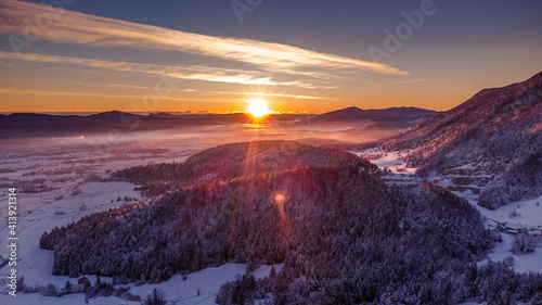 Fototapeta Naklejka Na Ścianę i Meble -  sunrise over the hills