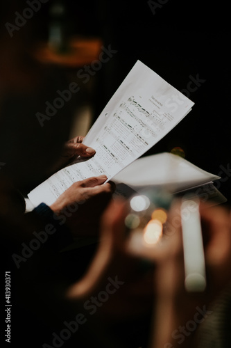 Φωτογραφία Partition de musique de la chorale de l'église