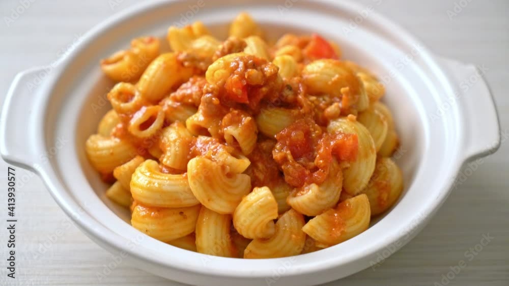 macaroni with tomatoes sauce and mince pork, american chop suey, american goulash macaroni with tomatoes sauce and mince pork, american chop suey, american goulash