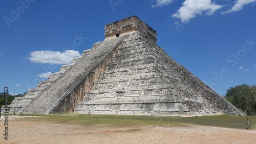 chichen itza pyramid