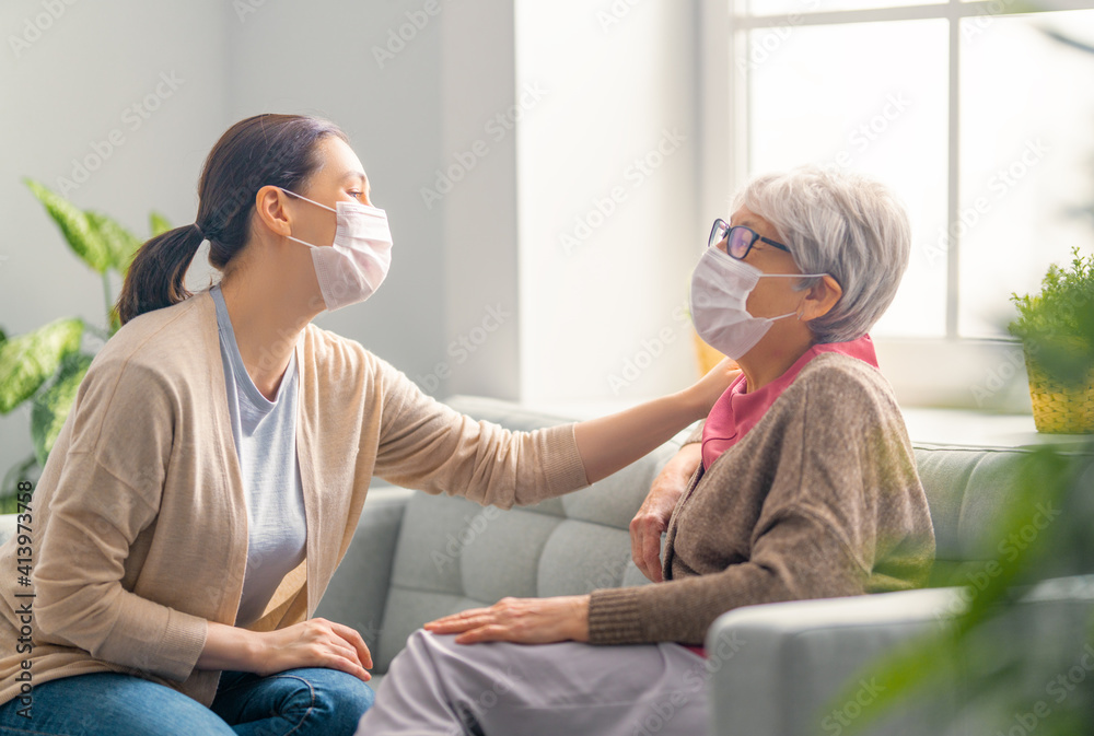 Obraz premium mother and her adult daughter