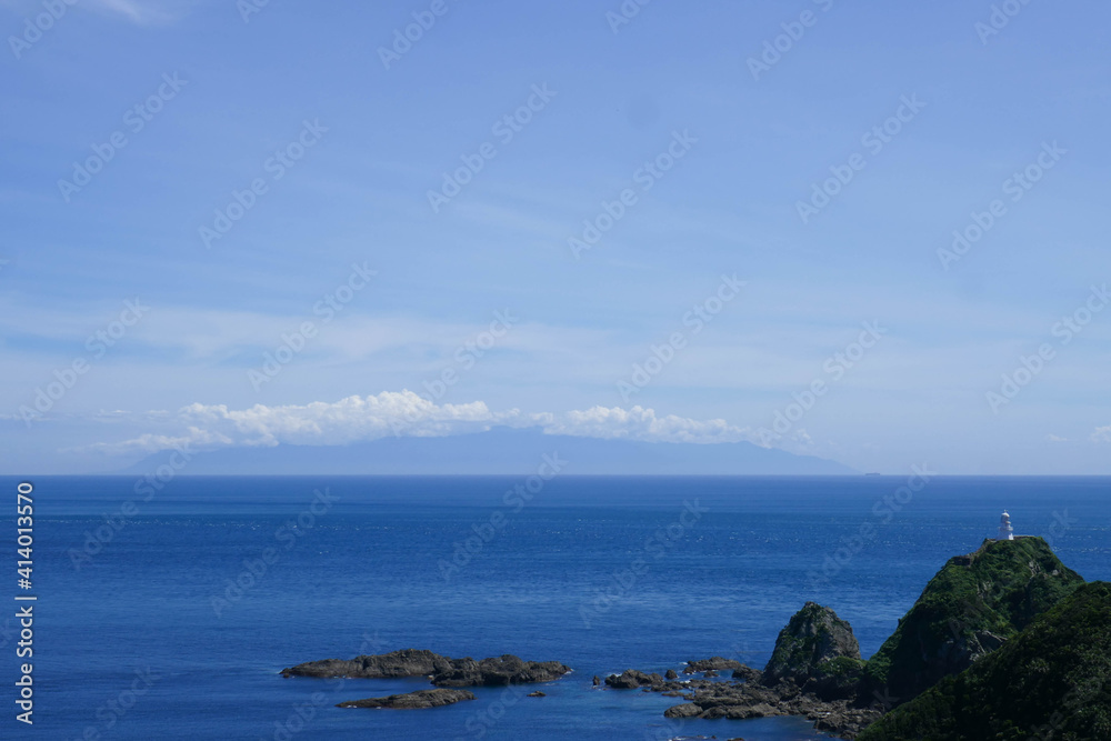 佐多岬から見た屋久島