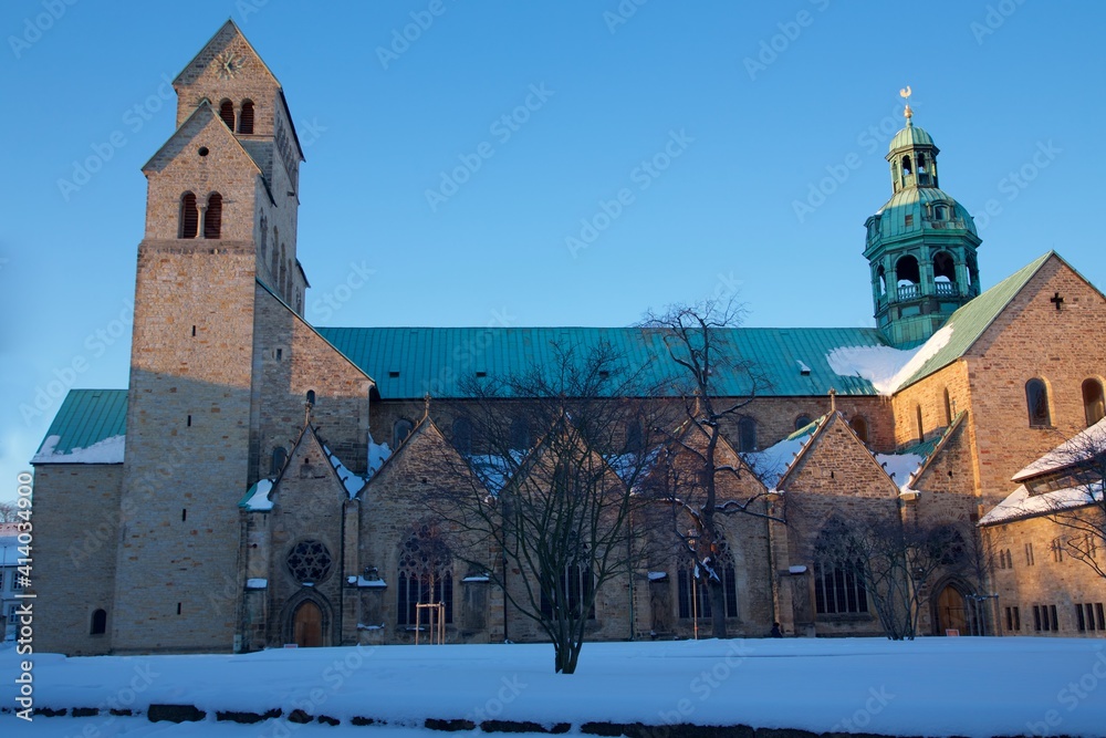 Dom Hildesheim im Winter