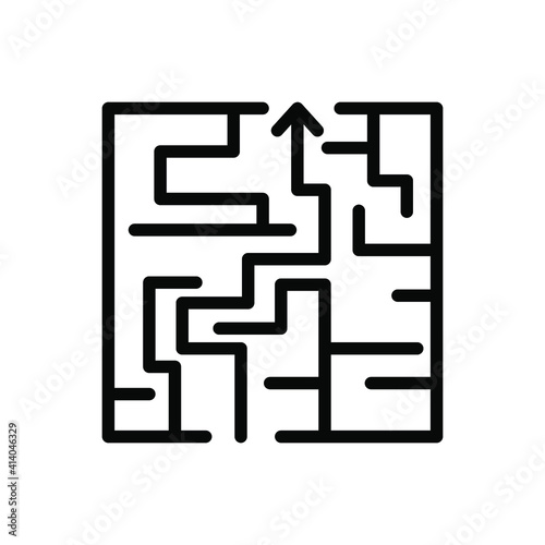 Maze labyrinth challenge icon