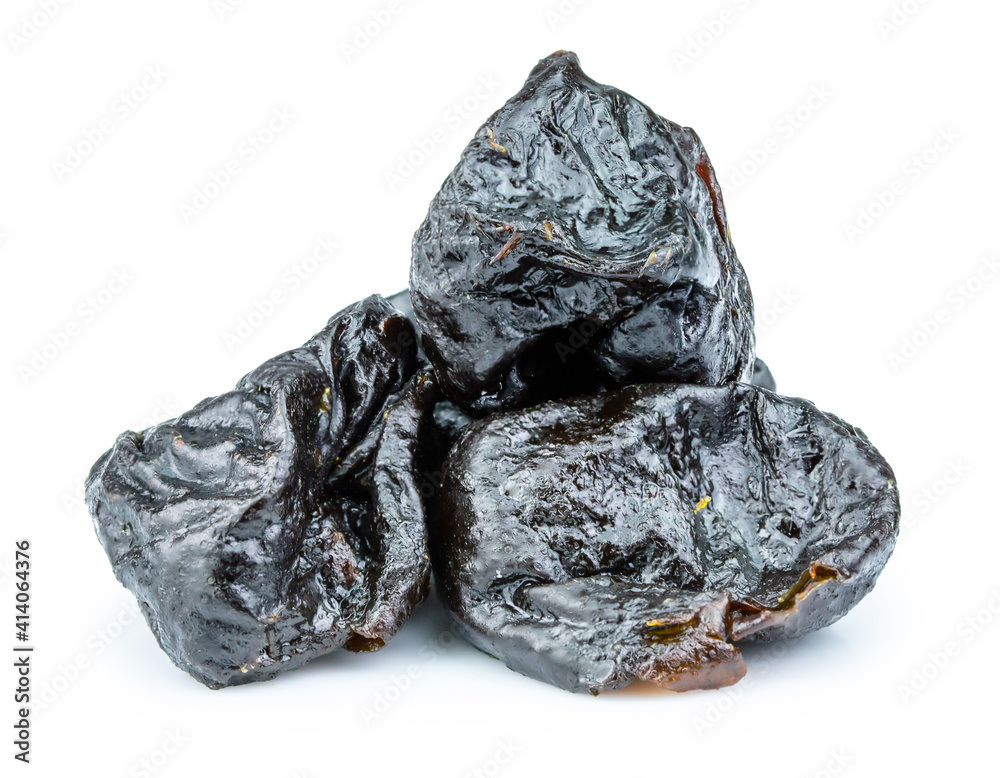 Obraz premium dry prunes isolated on white background