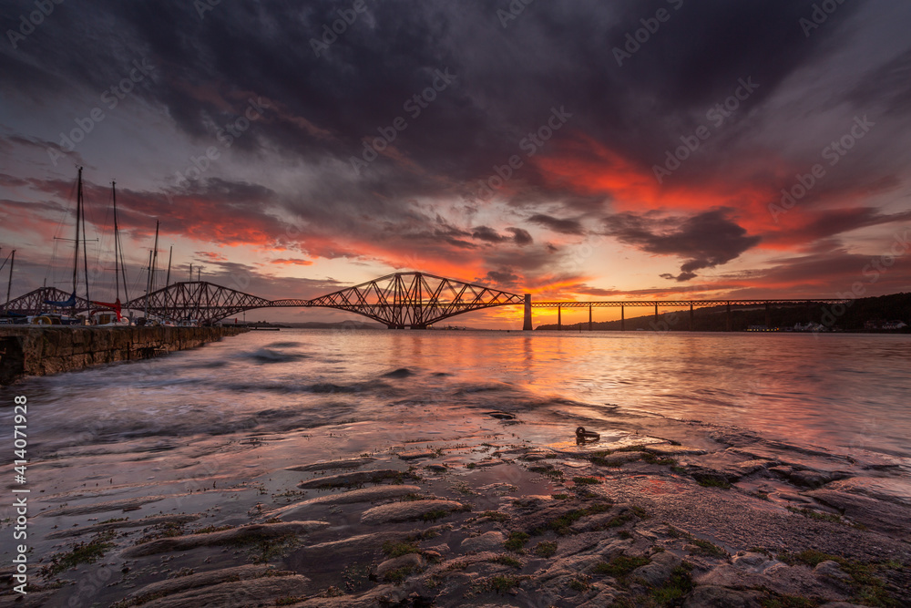 Obraz premium South Queensferry Harbour Sunrise