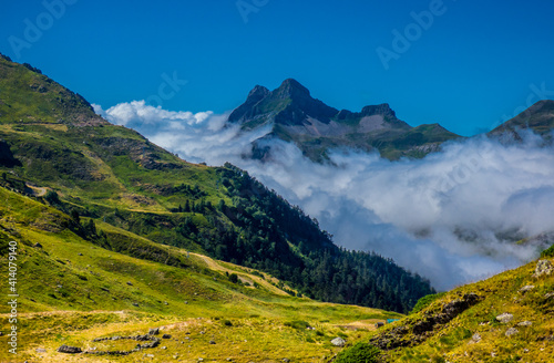 Pirineos franceses desde el tren turístico de Artouste