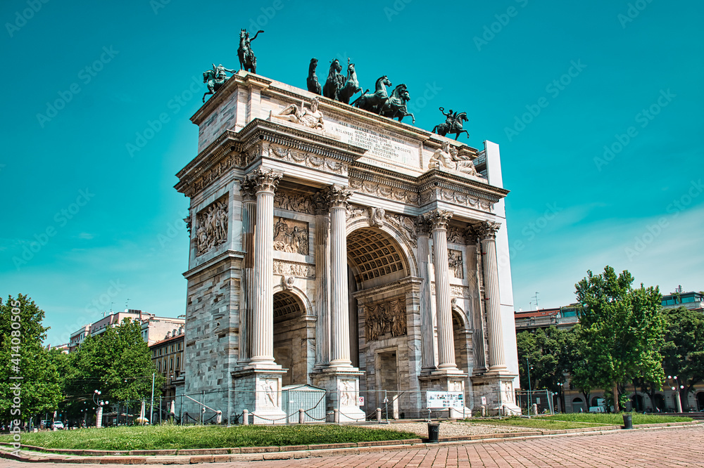 Obraz premium Porta Sempione is a city gate of Milan. The gate is marked by a landmark triumphal arch called Arco della Pace , Arch of Peace