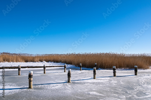 Bodden bei Ahrenshoop auf dem Fischland-Darß im Winter photo