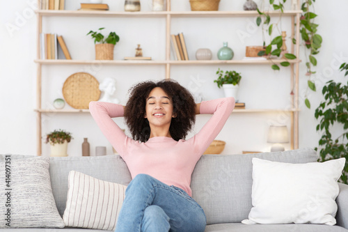 Finally, one at home, cleanliness in apartment and human emotions