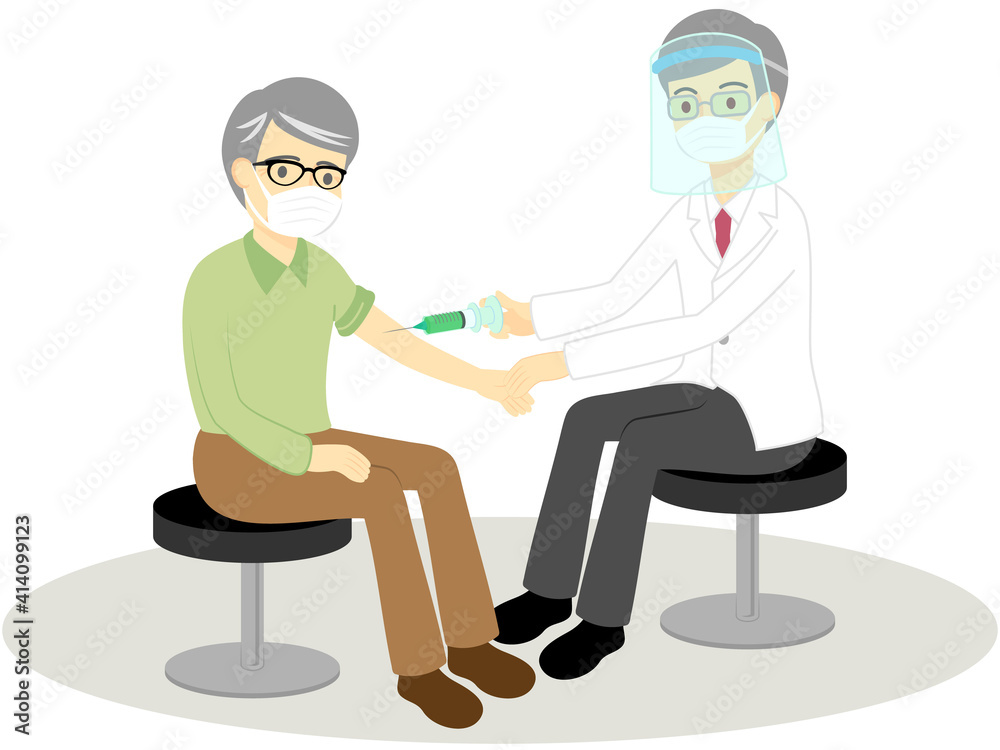 予防接種を受ける高齢男性と医師(マスクとフェイスシールド)/Vaccinated men and doctors (masks and face shields) 予防接種を受ける高齢男性と医師(マスクとフェイスシールド)/Vaccinated men and doctors (masks and face shields)
