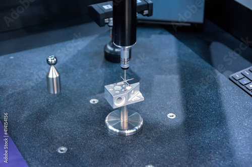 Φωτογραφία Instrument for an easy and accurate 3D measurement.