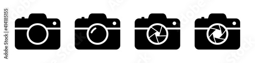 Set of photo camera icons. Photo camera, camera lens diaphragm. Vector illustration.