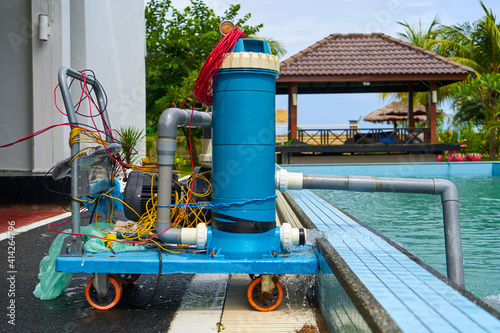 Canvas Print A filter pump cleans the pool water