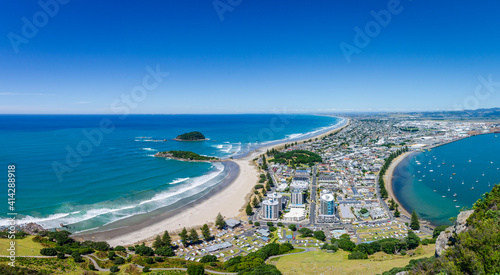 Fototapeta Naklejka Na Ścianę i Meble -  aerial view of the beach state, Mount Maunganui.