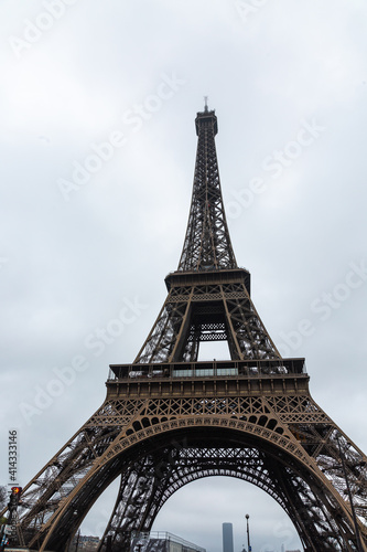 Fototapeta Naklejka Na Ścianę i Meble -  Details from Eiffel Tower in Paris