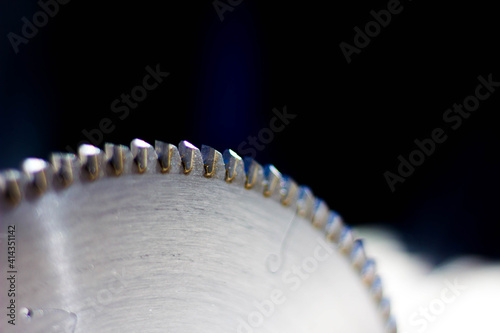Konstfotografi Saw blade tip aluminum cutting,Circular saw