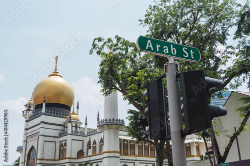 street view of singapore with Masjid Sultan
