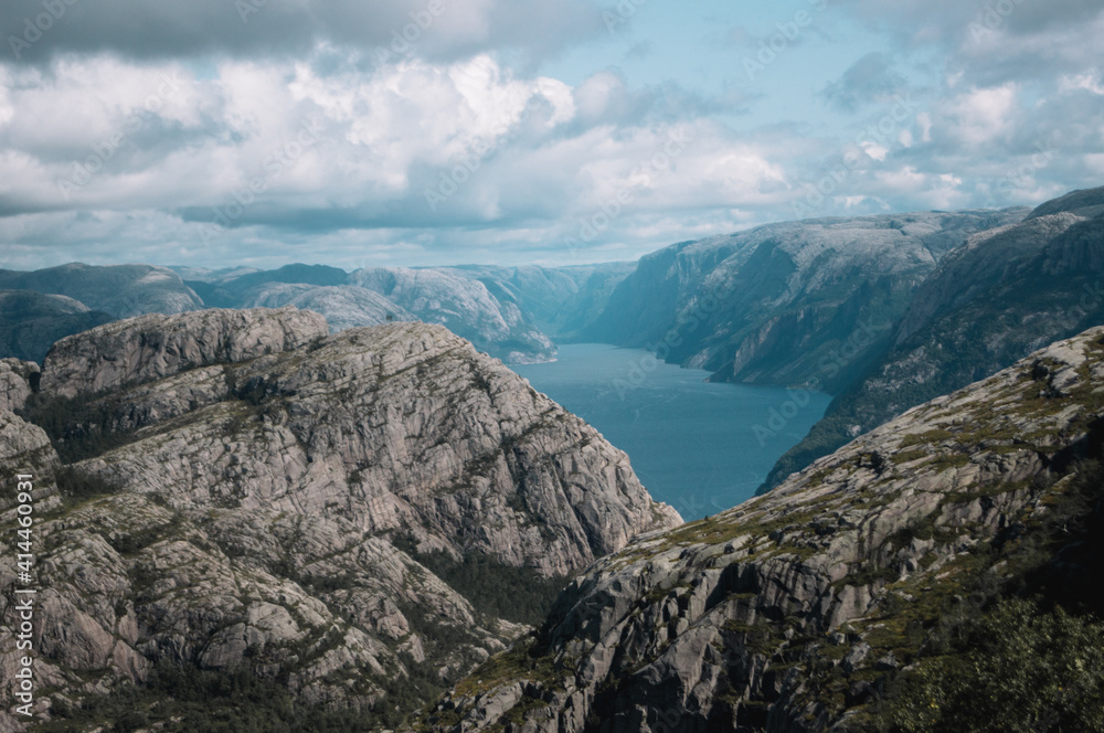 Ausblick vom Preikestolen über den Lysefjord Ausblick vom Preikestolen über den Lysefjord