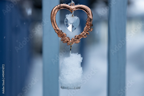 Fotografie Snow Covered wind chime