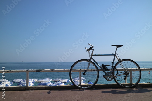 Fototapeta Naklejka Na Ścianę i Meble -  bicycle and ocean view