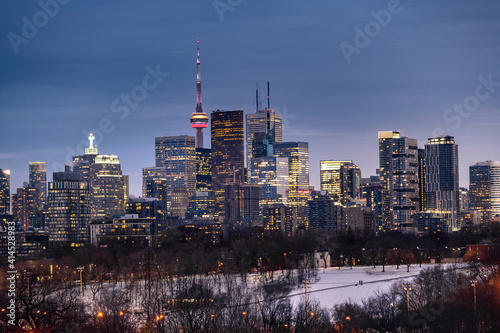 Canvas Print Toronto city view from Riverdale Avenue. Ontario, Canada