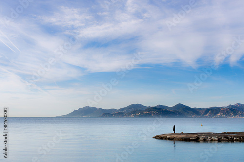 paysage de la cote d'azur en été 