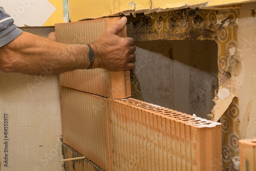 Rehabilitation Works In An Old House For Damp Walls photo