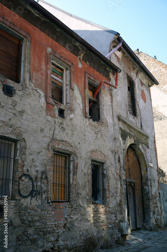 Tenement Ruin