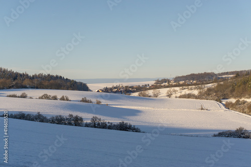 Fototapeta Naklejka Na Ścianę i Meble -  Landschaft im Winter
