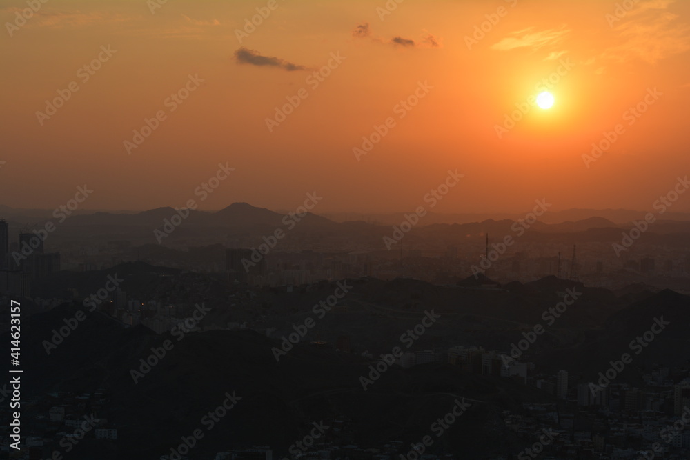 Obraz premium sunset over the city