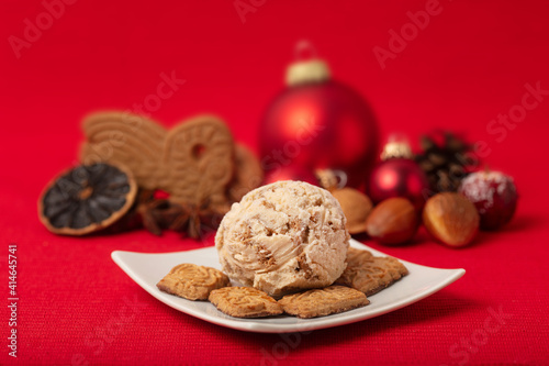 Speculoos ice cream as a dessert ice cream for Christmas