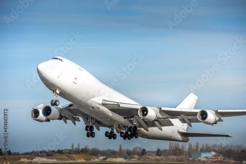 Obraz na plátně avion cargo transport aerien aeroport fret